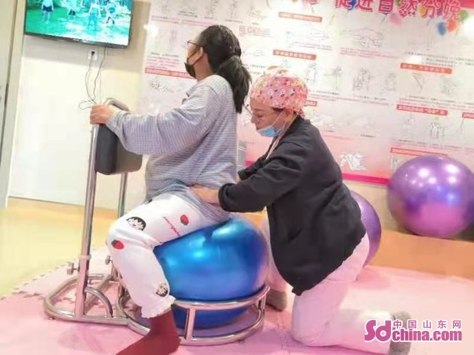 专家科普：带你了解自由体位待产分娩_腾讯新闻