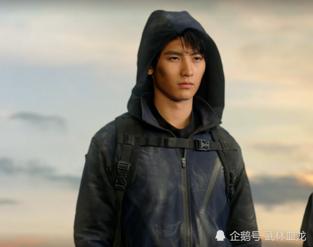 《盗墓笔记》盘马老爹称张起灵身上有"死人味道",实际上并不是铁块的