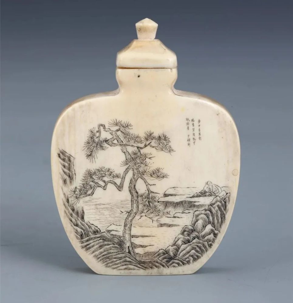 民国 于硕微雕象牙鼻烟壶清 白套蓝玻璃荷花鼻烟壶清 青花花式鼻烟壶