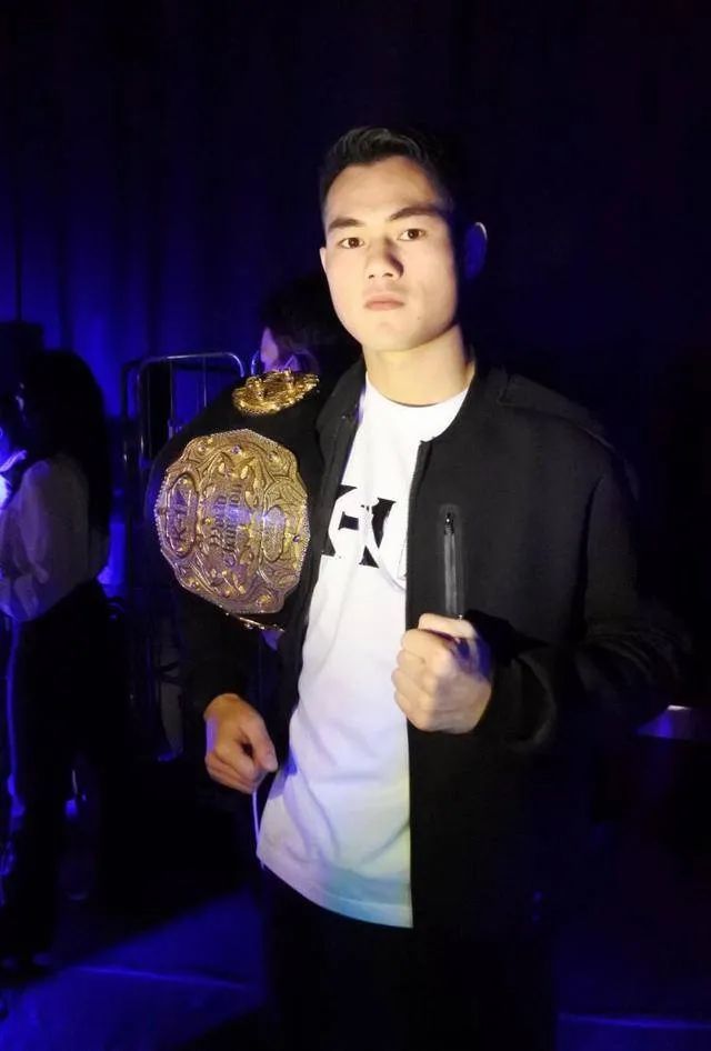 期待王者归来魏锐哪里跌倒在哪爬起来下次用拳法战胜刘威