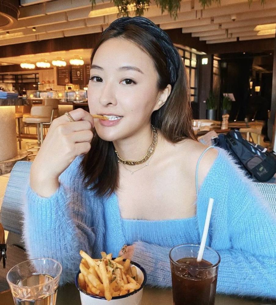 tvb富贵艺人大揭密谢东闵家都是老板简淑儿父母做珠宝生意