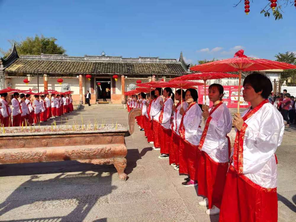 大力推動冼夫人故里雷垌及周邊的發展,促進冼夫人文化建設,上午9點,在