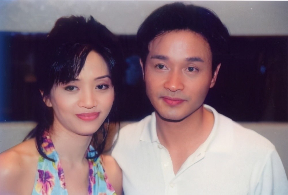 袁咏仪连续10年缅怀梅艳芳,她是唯一戏内戏外吻过梅姐的人_腾讯新闻