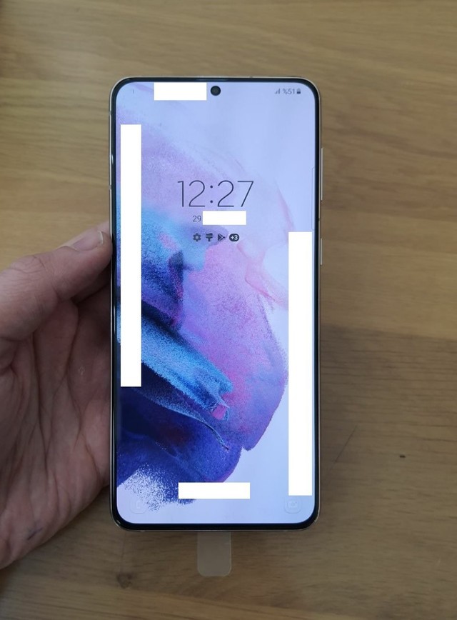 三星Galaxy S21+真机上手：直屏&#43;超窄边框