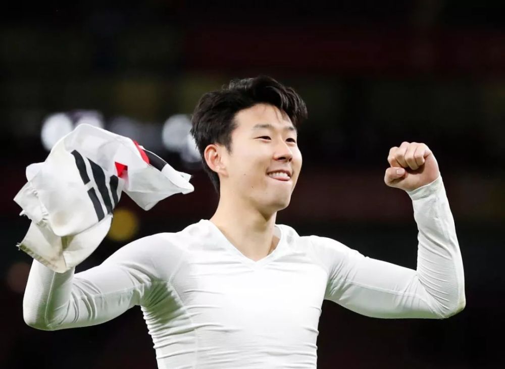 (精球体育)孙兴慜分享成功秘笈:听话,刻苦,尊重和单身