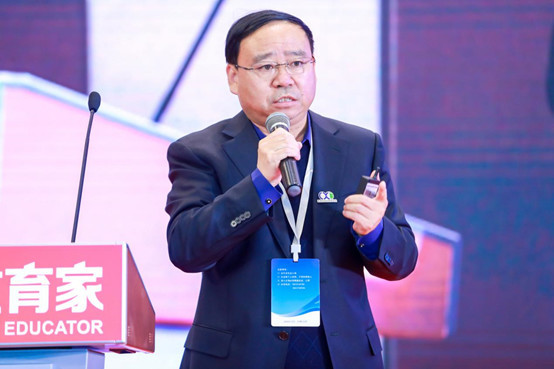 天卉教育集团总校长胡志民甘肃省积石山县中咀岭乡中咀岭小学校长