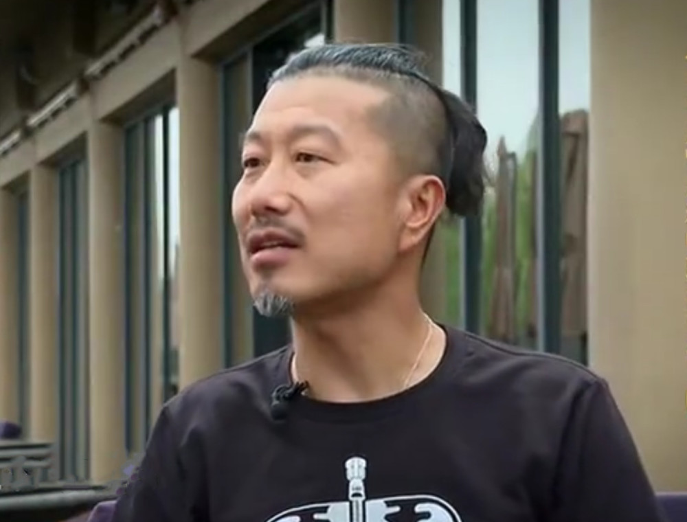 装台拐的扮演者记者出身辞职北漂当演员脸熟人不红