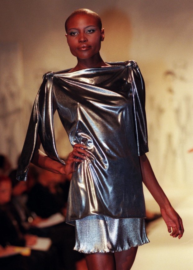 时尚界的损失法国时装设计师皮尔卡丹逝世享年98岁