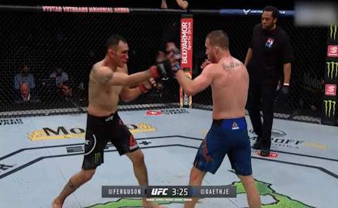 夜魔(黑短裤)盖奇(蓝短裤)