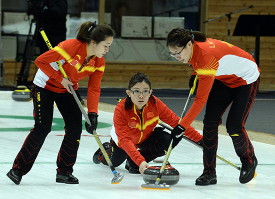 女子冰壺世錦賽中國暫列11位 提前兩輪無緣複賽