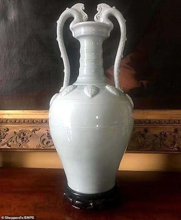 中国古董花瓶在欧洲拍出10万 估值仅4000元 业者直呼估价太难 腾讯新闻