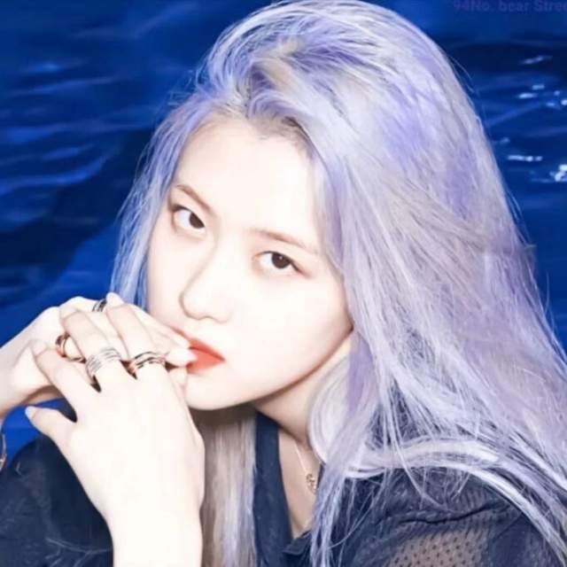朴彩英线下生日应援取消疑因被民众电话举报大屏被撤改做公益