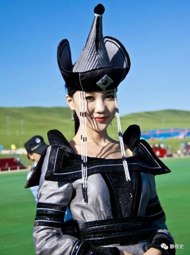 为何地处大国夹缝的蒙古不加入苏联或者俄罗斯?