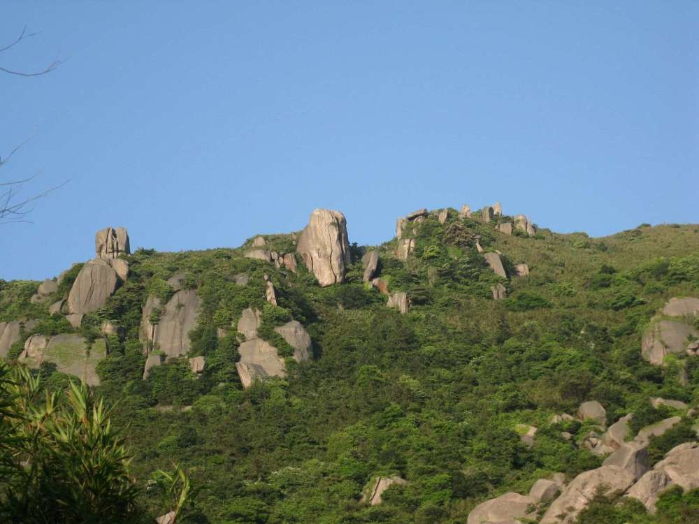 全國各地的風景點都是各具特色的,普寧市的紅色旅遊景點也很多,革命