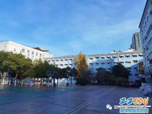 郑州二十四中迎接河南省文明校园创建工作复查考评