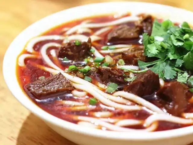 胡记牛肉粉紫云格凸河安顺处处皆美景,安顺文化旅游将不断朝着全域