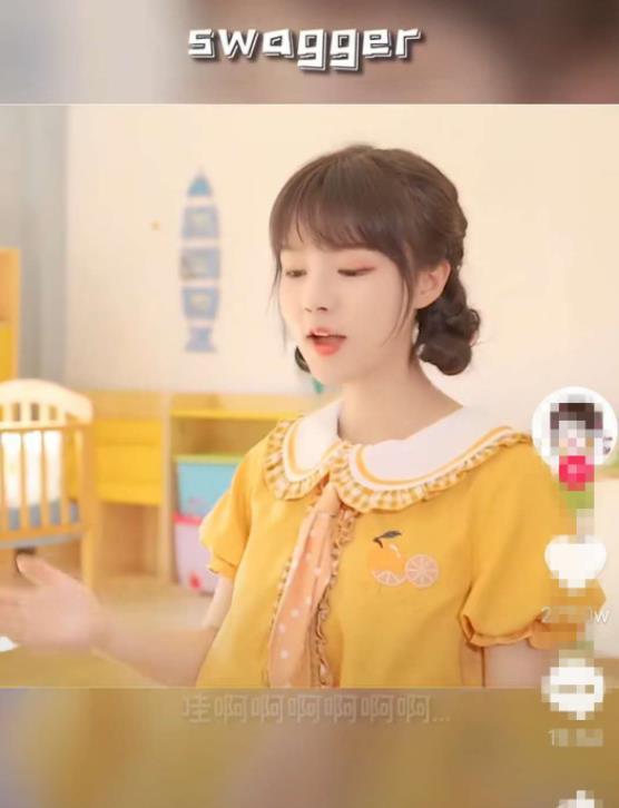 宅男收割机网红日系脸萝莉音让众多年轻男孩所倾倒