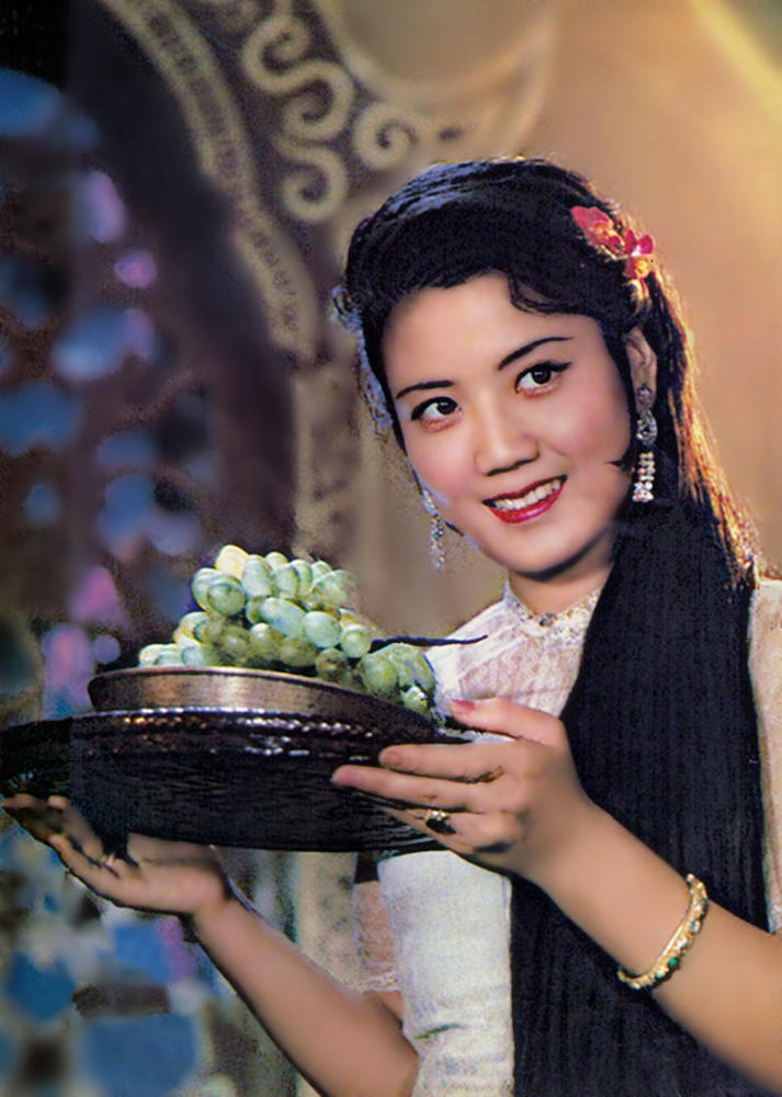 影后李秀明80年代最红女星刘晓庆给她当配角40岁成亿万富婆