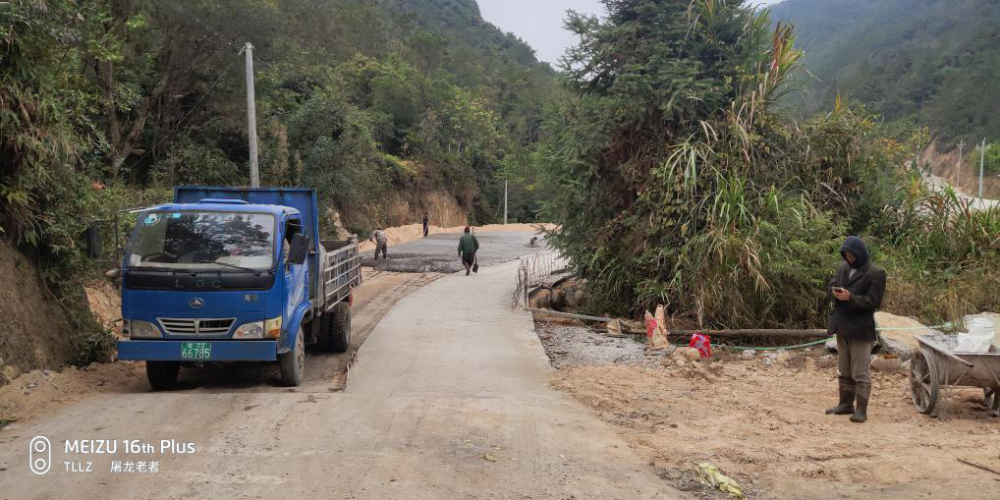 揭西獨山道路進行路面硬化拓寬橋樑涵洞配套設施等建設