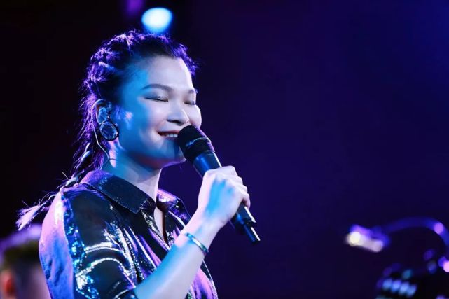 《野子》英文版:怎么大风越狠,我心越荡|野子|苏运莹|歌手|罗艺恒