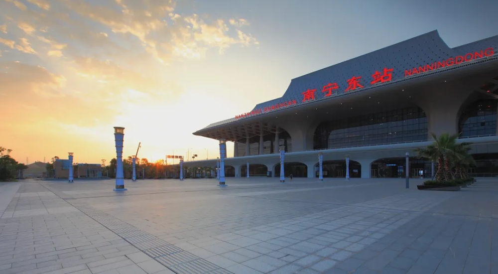 邵阳开通至桂林南宁的高铁二等座票价2925元