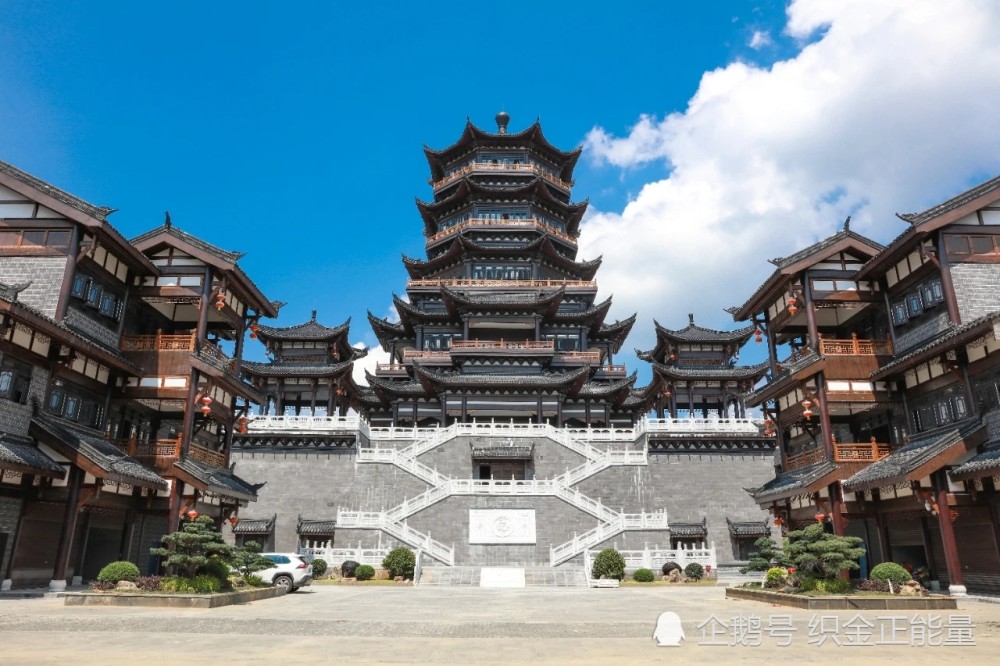 织金阁    图片来自网络