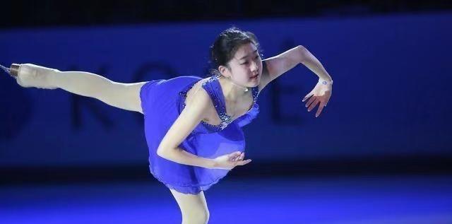 在李子君的花滑生涯里,她实现了国内赛事的大满贯.