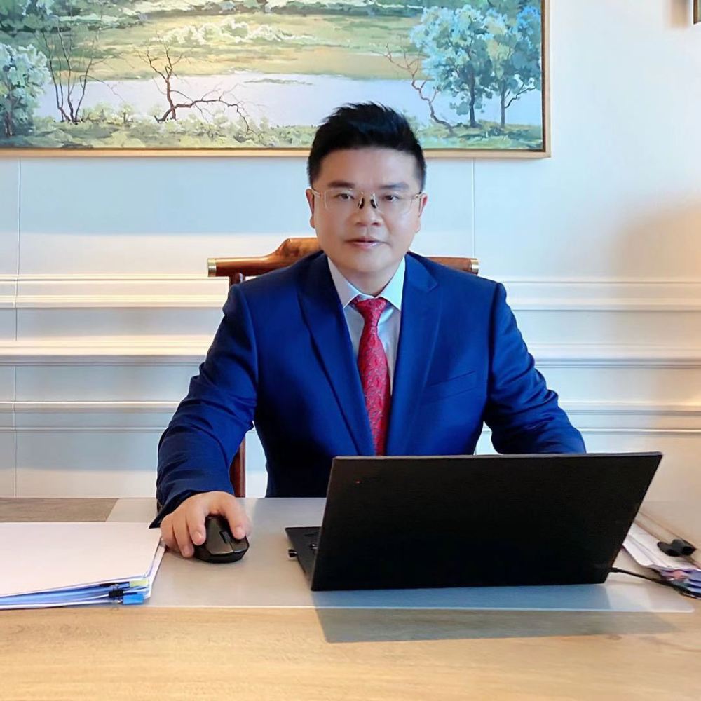 独家刘森峰辞去实地集团副董事长兼总裁升格为高级事业合伙人