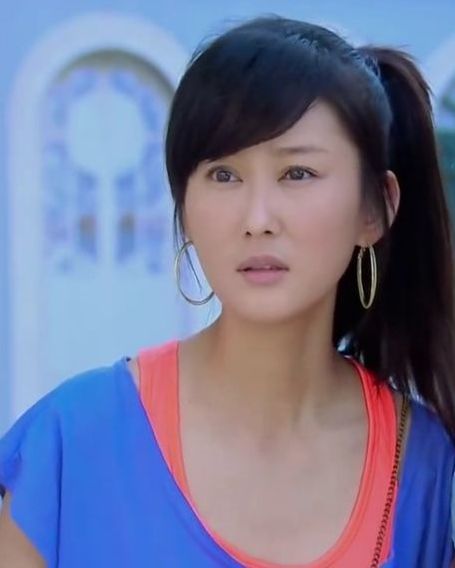 2013年陈珮骐在台湾本土剧《世间情》中饰演的江晓婷给观众留下非常