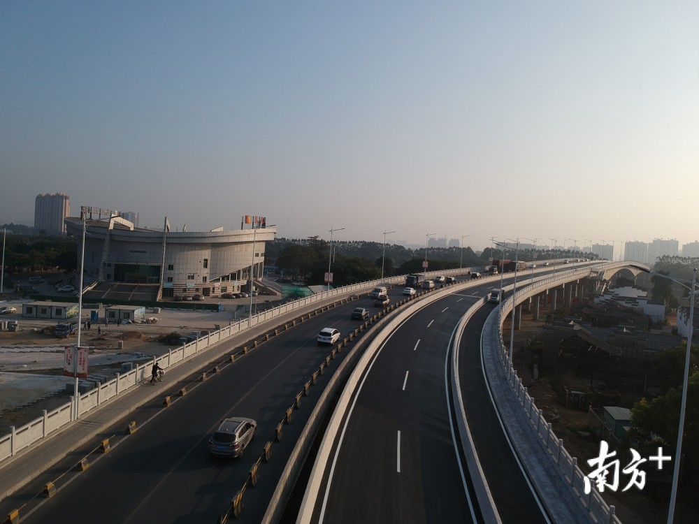 道滘大桥重建工程位于东莞市道滘镇东北部,起点位于道滘镇道厚路蔡白