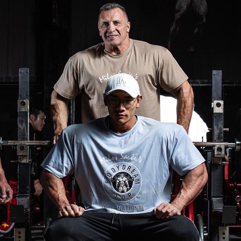 健身本是益于身体的运动,但这位职业运动员为什么30岁就逝世了?