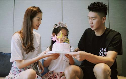 广东男篮,曾繁日也被前女友曝光感情不专一,杜润旺也被