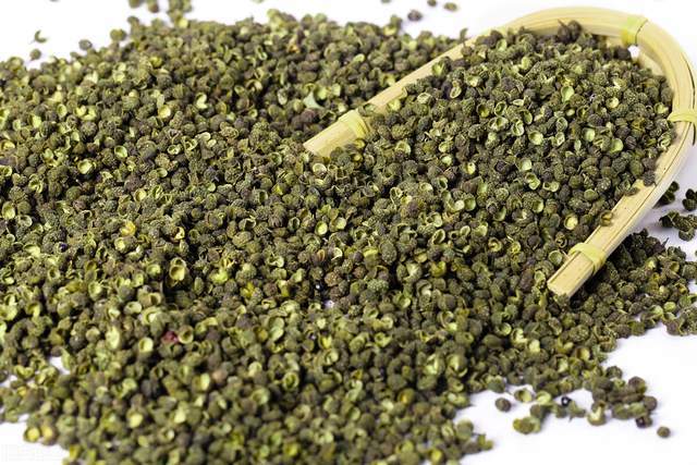 元旦正当进补时 古人吃五辛菜饮椒柏酒 充满了智慧