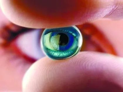 讲真,再这么喝下去,你那水汪汪的大眼睛就要没了