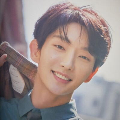 明67星图库李准基高清壁纸头像