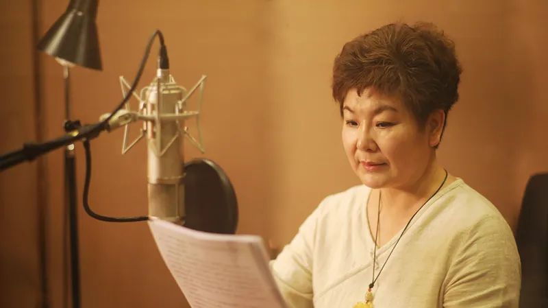 从明天开始,"经典声音"将推出由经典念诵人王淑静老师演播的有声书