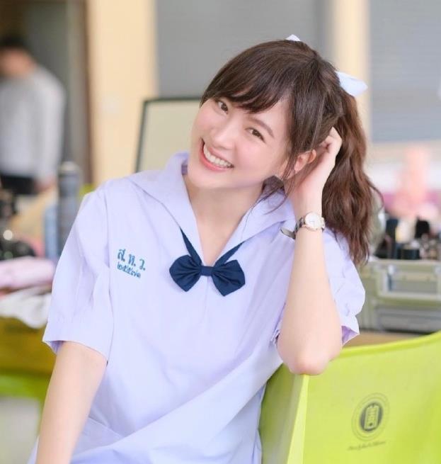 初恋这件小事小水近照绝美扎马尾太清纯网友我又初恋啦