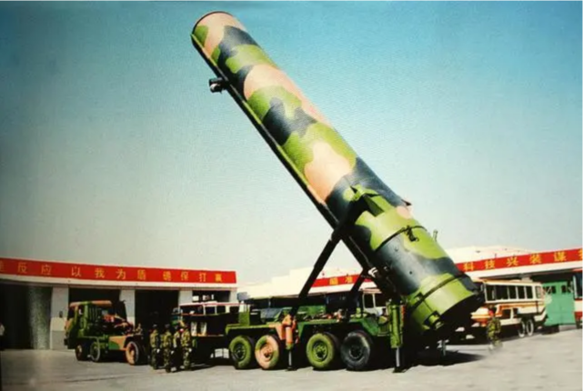 数据舱仅差一步就被美劫走|美国_军事|东风5|洲际导弹|东风-5|东风-5a