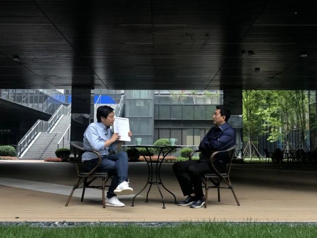 剪辑让纪实影像和访谈场景无缝链接呈现出有张力的节奏感还等什么呢?