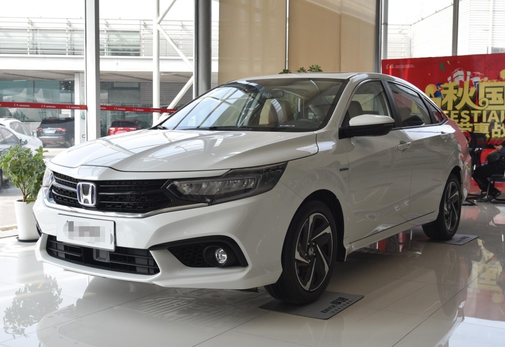 最给力的本田三厢车15混动油耗仅3升新款享域比朗逸还帅气