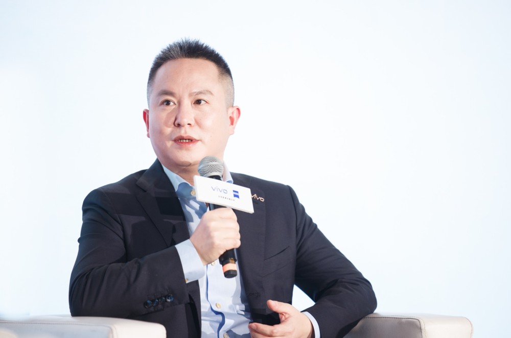 一线丨vivo倪旭东一年发布19款5g手机2021心态归零