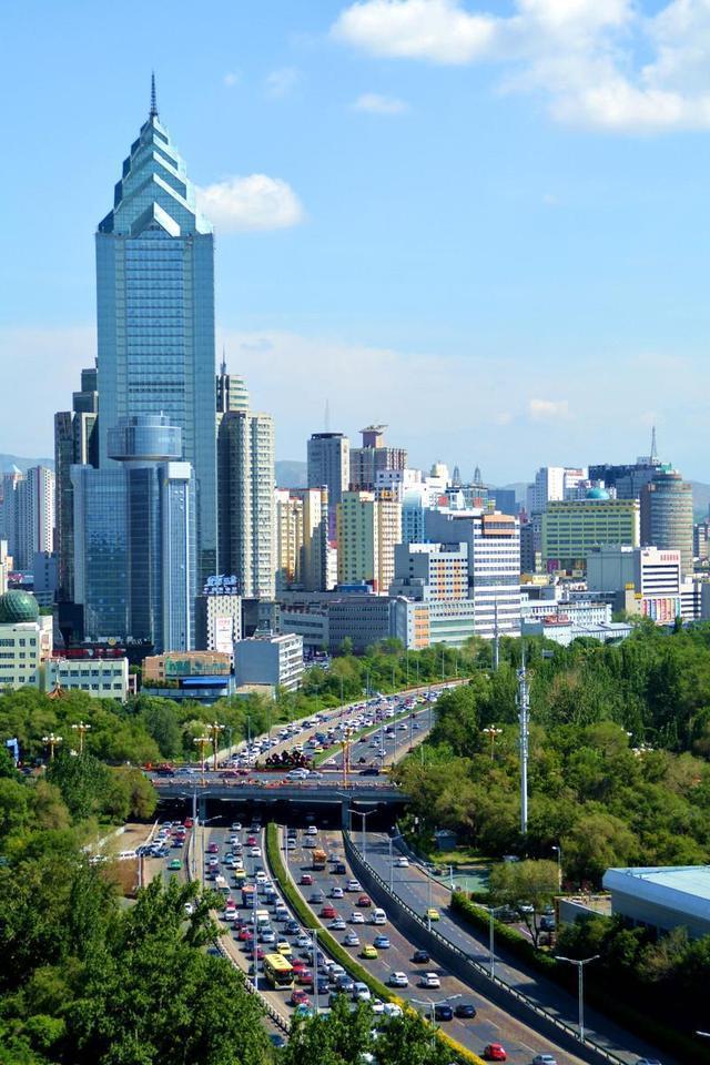 乌鲁木齐地窝堡国际机场是中国国际航空枢纽机场