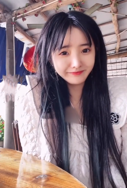 尽管之前,很多人都在质疑套路璐跟殷世航,说他们是