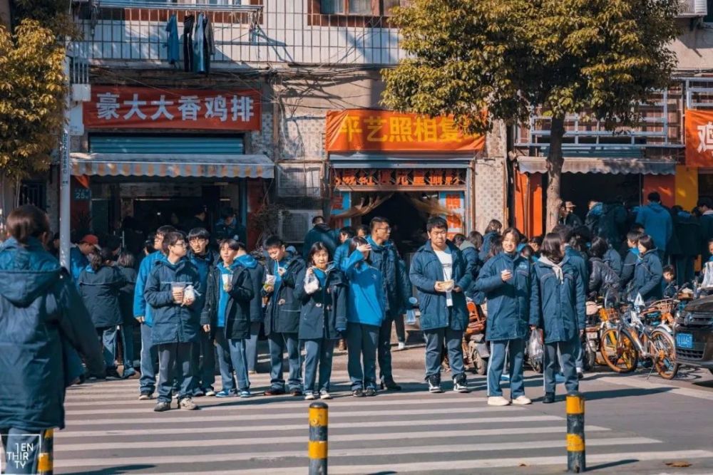 2020武汉实际利用外_我在中国的2020丨真实记录武汉的日本人爆红半年后