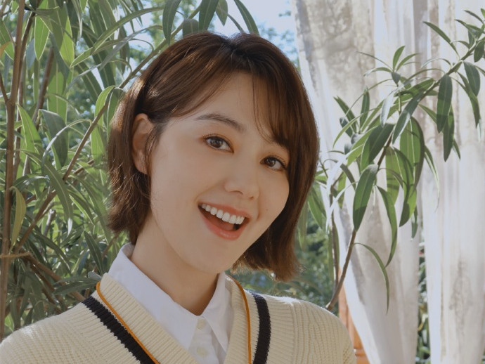 大美女王冠:曾被疑遭潜规则,马东绯闻女友,拒绝进央视当正式工_腾讯