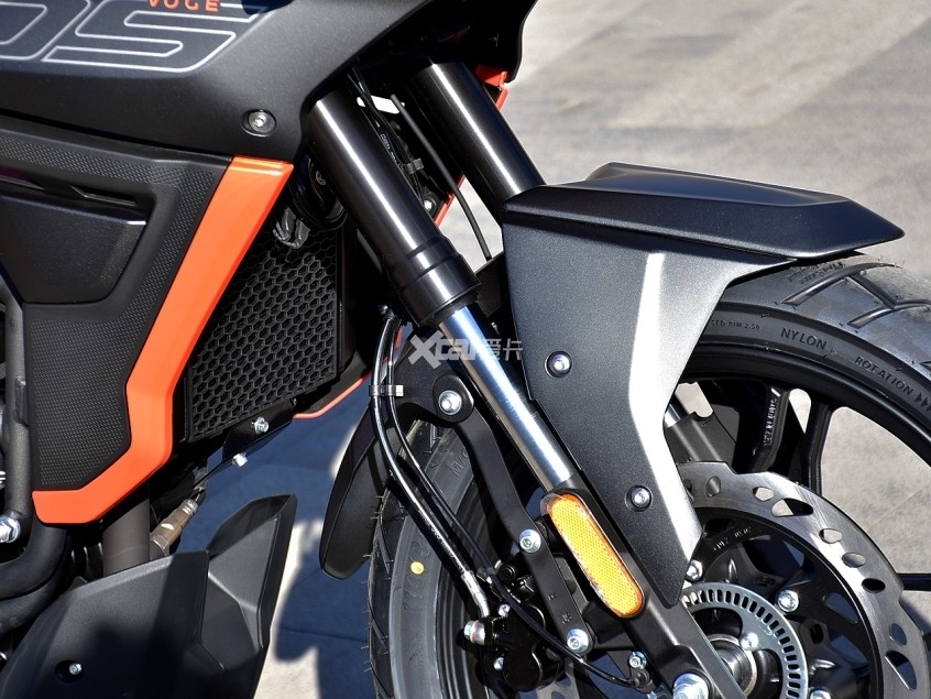 2万出头的摩旅伙伴隆鑫无极300ds实拍