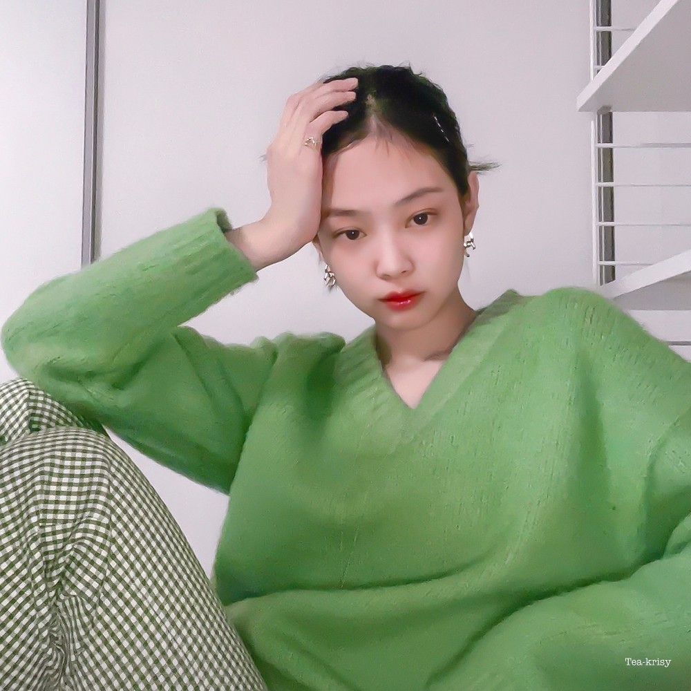 jennie金智妮今日份绿色的妮妮