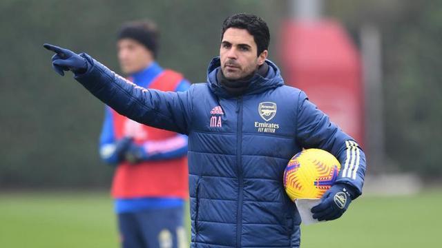 新援未到阿森纳率先放人胖虎回归母队两名德甲中场成为新目标