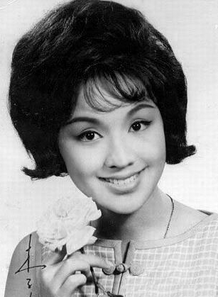 著名演员李菁,家中去世多日无人知,与林青霞关系浮出水面