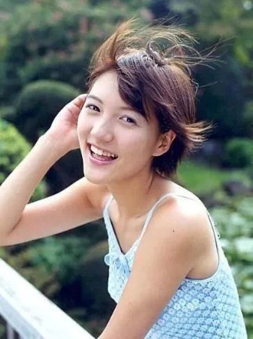 海贼王尾田老婆照片漂亮吗
